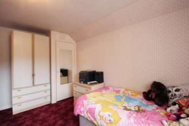  Image of 3 bedroom Detached house for sale in Dalmahoy Crescent Kirkcaldy KY2 at Dalmahoy Crescent  Kirkcaldy, KY2 6SZ