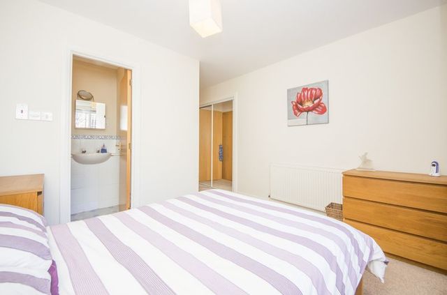  Image of 2 bedroom Flat for sale in Waverley Park Edinburgh EH8 at Waverley Park Abbeyhill Edinburgh, EH8 8EW