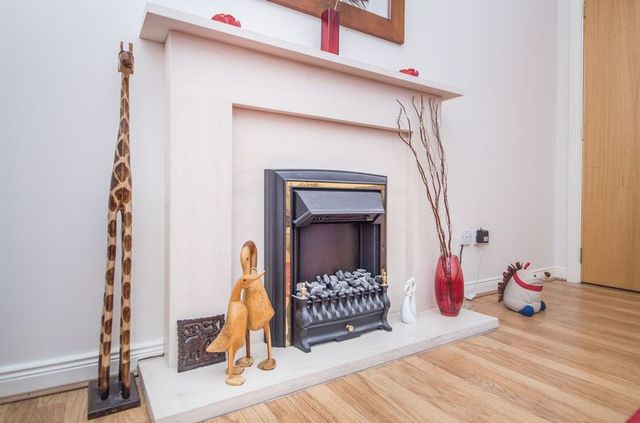  Image of 2 bedroom Flat for sale in Waverley Park Edinburgh EH8 at Waverley Park Abbeyhill Edinburgh, EH8 8EW