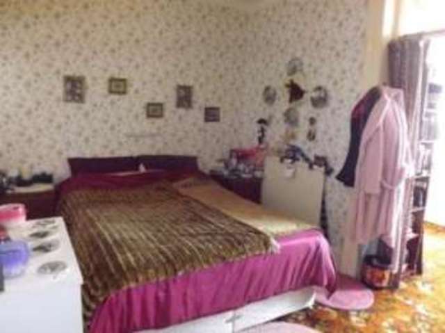  Image of 2 bedroom Flat for sale in Cliff Road Sandown PO36 at 7 Cliff Road Sandown Sandown, PO36 8NS