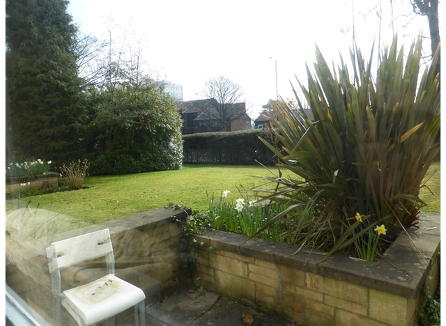  Image of 2 bedroom Apartment to rent in Bristol Road Edgbaston Birmingham B5 at 90 Michael Court Edgbaston Birmingham, B5 7TS
