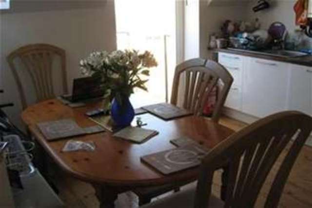  Image of 2 bedroom Flat to rent in Abbey Road Llandudno LL30 at Llandudno, LL30 2EE