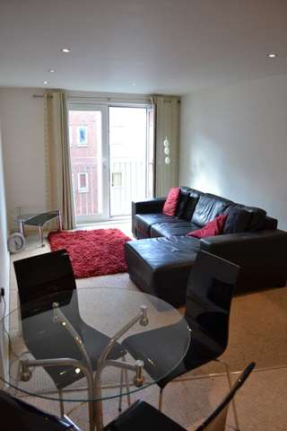  Image of 2 bedroom Apartment to rent in Elmira Way Salford M5 at Elmira Way  Salford, M5 3DL