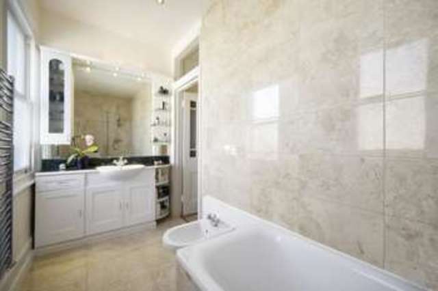  Image of 2 bedroom Flat for sale in Richmond Way London W14 at Addison Park Mansions  Richmond Way, W14 0EA
