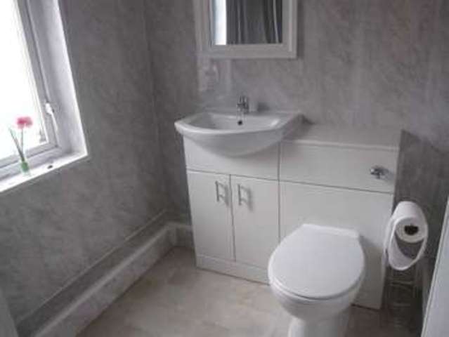  Image of 3 bedroom Flat to rent in Addycombe Terrace Newcastle upon Tyne NE6 at Addycombe Terrace  Heaton, NE6 5SQ
