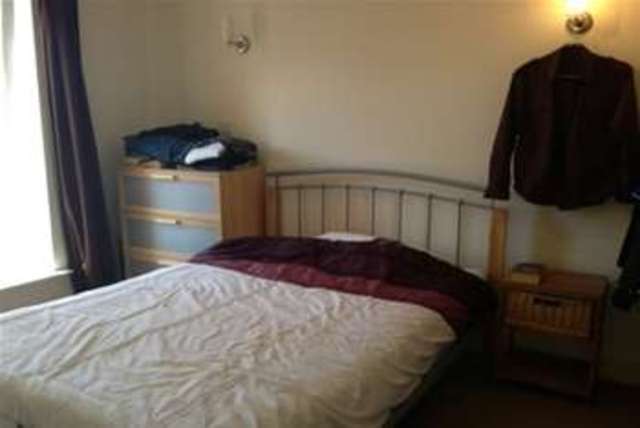  Image of 2 bedroom Flat to rent in All Saints Road Burton-on-Trent DE14 at Burton-on-Trent, DE14 3LS