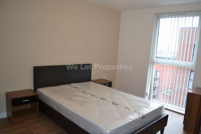 Image of 2 bedroom Apartment to rent in Sillavan Way Salford M3 at Sillivan Way  Salford, M3 6GB