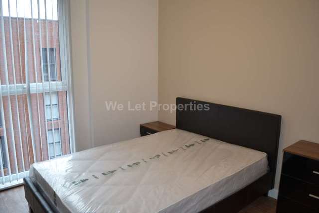  Image of 2 bedroom Apartment to rent in Sillavan Way Salford M3 at Sillivan Way  Salford, M3 6GB