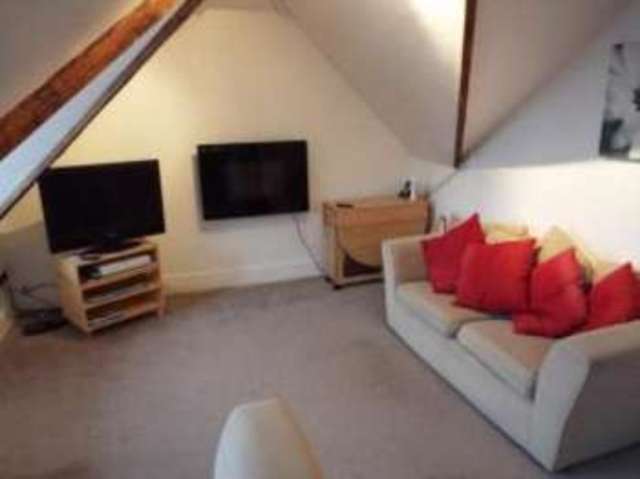  Image of 1 bedroom Flat for sale in Alumhurst Road Westbourne Bournemouth BH4 at 37 Alumhurst Road Bournemouth Westbourne, BH4 8EN
