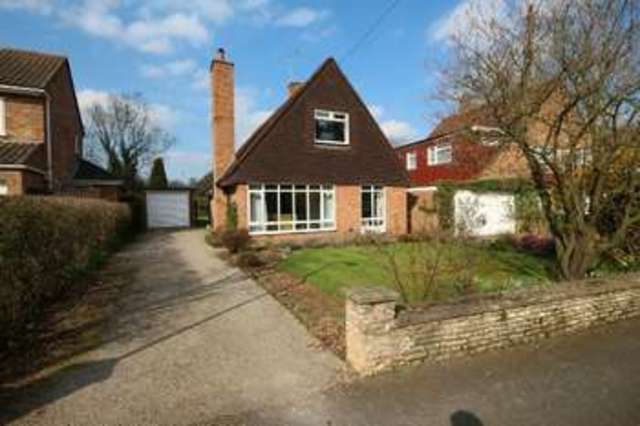  Image of 3 bedroom Detached house for sale in Amherst Road Kenilworth CV8 at Amherst Road  Kenilworth, CV8 1AG
