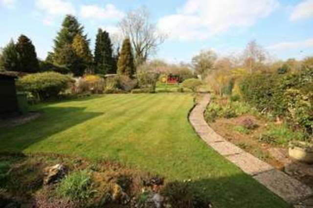  Image of 3 bedroom Detached house for sale in Amherst Road Kenilworth CV8 at Amherst Road  Kenilworth, CV8 1AG