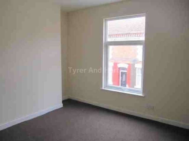  Image of 3 bedroom Town House to rent in Andrew Street Walton Liverpool L4 at Andrew Street  Liverpool, L4 4DT