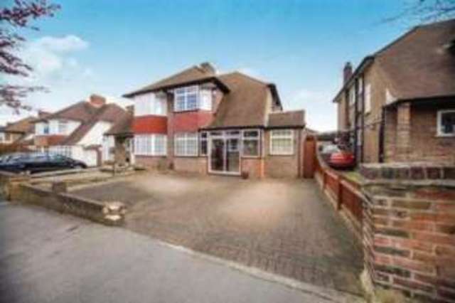  Image of 3 bedroom Semi-Detached house for sale in Annesley Drive Croydon CR0 at Shirley Croydon Shirley, CR0 8QX