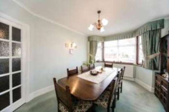  Image of 3 bedroom Semi-Detached house for sale in Annesley Drive Croydon CR0 at Shirley Croydon Shirley, CR0 8QX