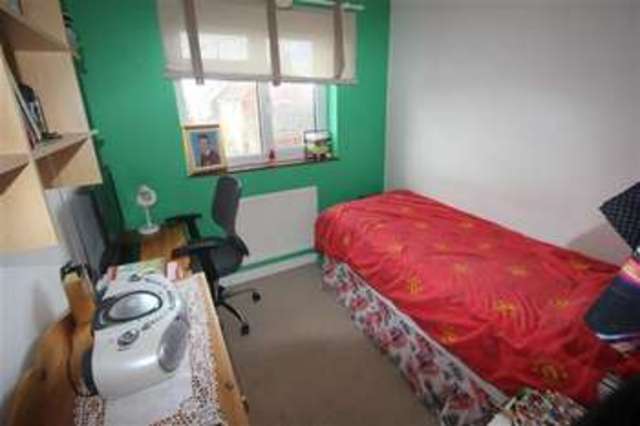  Image of 4 bedroom Semi-Detached house for sale in Ashdown Way Ipswich IP3 at Rushmere St Andrew, IP3 8RN