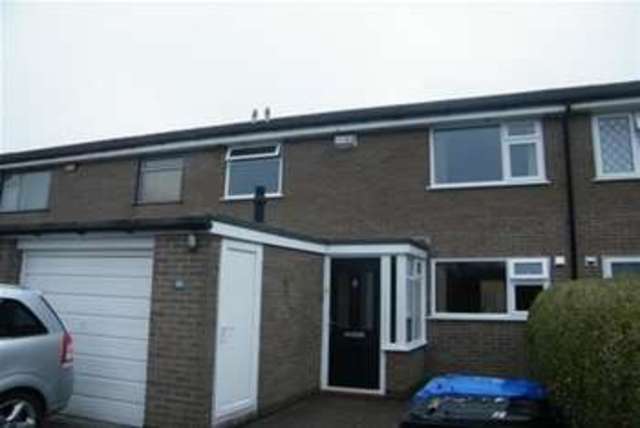  Image of 3 bedroom Terraced house to rent in Ashford Sale M33 at Sale, M33 5RE