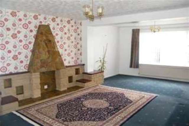  Image of 3 bedroom Terraced house to rent in Ashford Sale M33 at Sale, M33 5RE