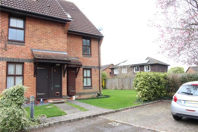  Image of 2 bedroom Maisonette for sale in Badgers Close Woking GU21 at Woking  Horsell, GU21 3JF