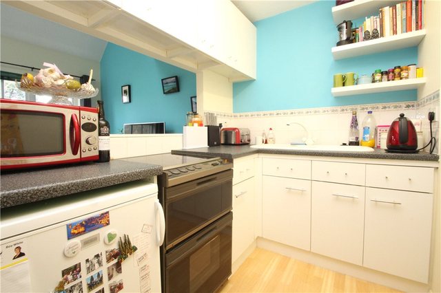  Image of 2 bedroom Maisonette for sale in Badgers Close Woking GU21 at Woking  Horsell, GU21 3JF