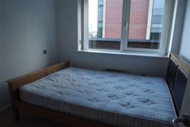  Image of 2 bedroom Flat to rent in Ecclesall Road Sheffield S11 at Sheffield, S11 8HR