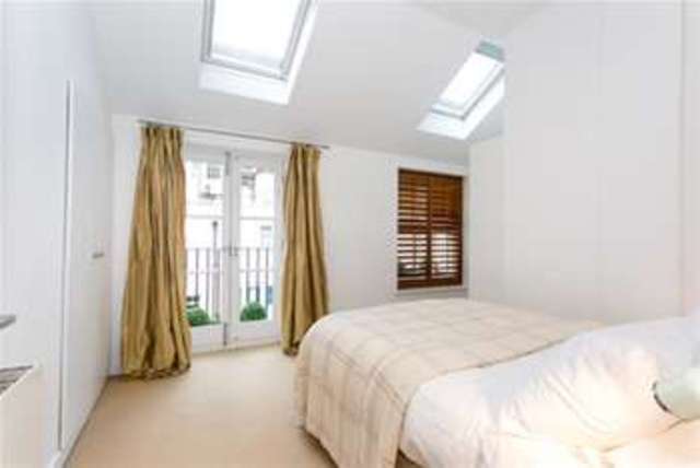  Image of 2 bedroom Mews to rent in Bathurst Mews London W2 at London, W2 2SB
