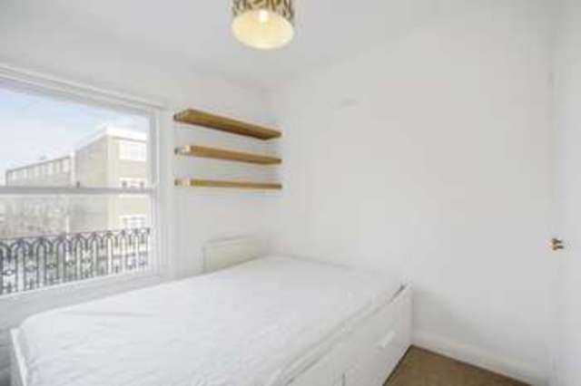  Image of 2 bedroom Flat to rent in Battersea High Street London SW11 at Battersea High Street  London, SW11 3HX
