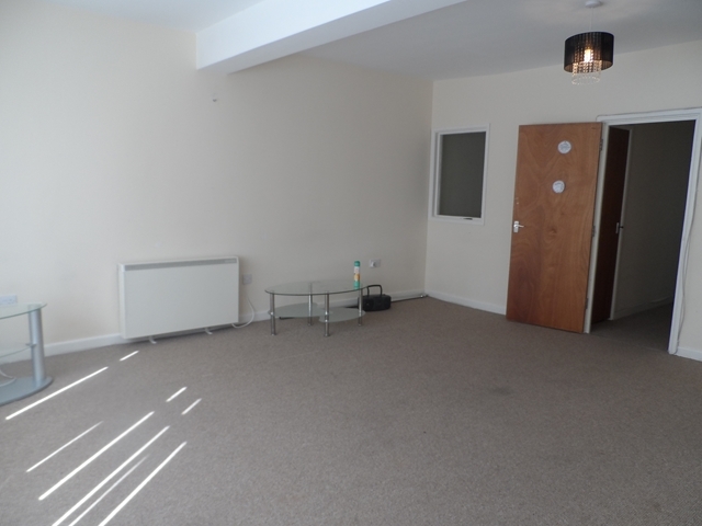  Image of 2 bedroom Detached house to rent in Bearwood Road Bearwood Smethwick B66 at Bearwood Road  Bearwood, B66 4BJ