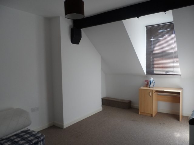  Image of 2 bedroom Detached house to rent in Bearwood Road Bearwood Smethwick B66 at Bearwood Road  Bearwood, B66 4BJ