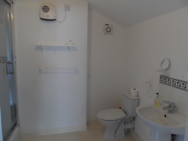  Image of 2 bedroom Detached house to rent in Bearwood Road Bearwood Smethwick B66 at Bearwood Road  Bearwood, B66 4BJ