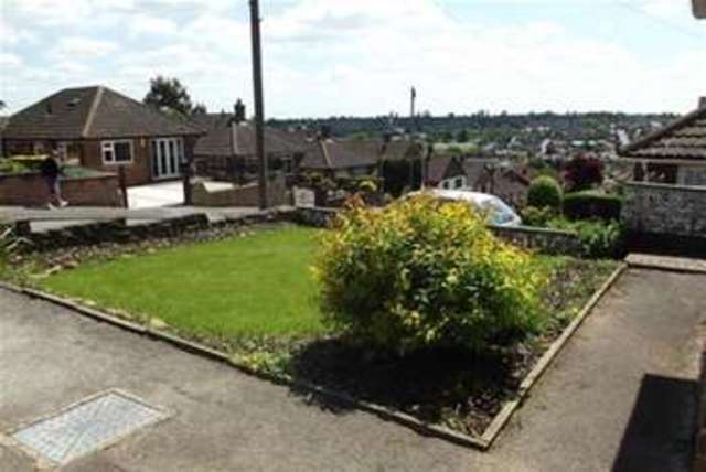  Image of 3 bedroom Bungalow to rent in Belper Avenue Carlton Nottingham NG4 at Nottingham, NG4 3SE