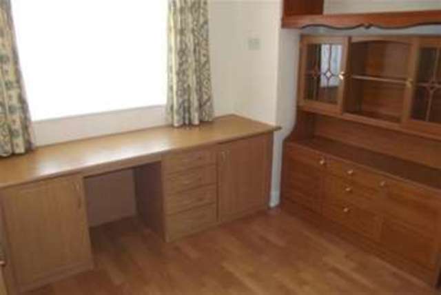  Image of 3 bedroom Bungalow to rent in Belper Avenue Carlton Nottingham NG4 at Nottingham, NG4 3SE