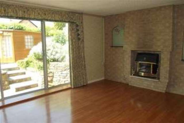 Image of 3 bedroom Bungalow to rent in Belper Avenue Carlton Nottingham NG4 at Nottingham, NG4 3SE