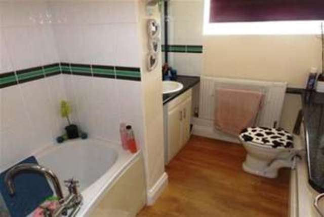  Image of 1 bedroom Flat to rent in Pheasant Close Berkhamsted HP4 at Berkhamsted, HP4 2HQ