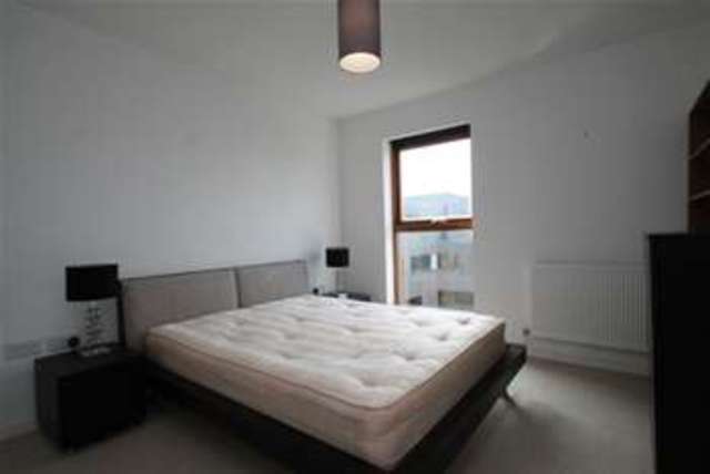  Image of 1 bedroom Flat to rent in Spa Road London SE16 at London, SE16 3SG