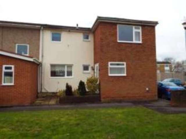  Image of 4 bedroom End of Terrace for sale in Wroxham Bracknell RG12 at Bracknell Berkshire Easthampstead, RG12 8QP