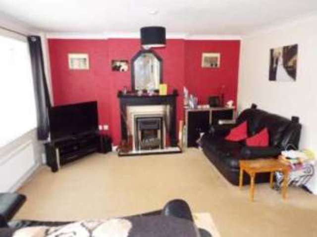  Image of 4 bedroom End of Terrace for sale in Wroxham Bracknell RG12 at Bracknell Berkshire Easthampstead, RG12 8QP