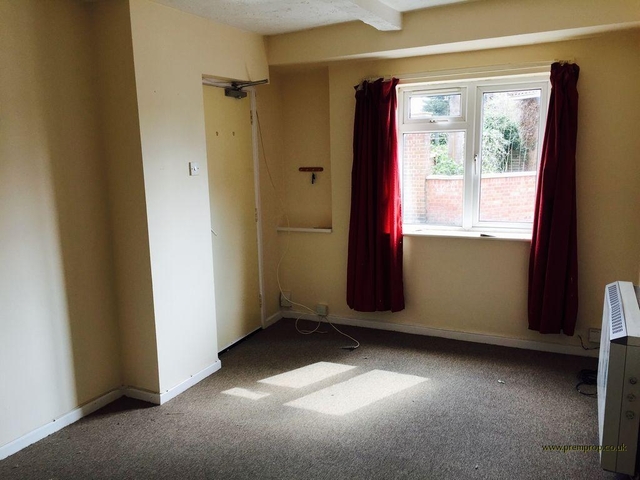  Image of 1 bedroom Ground Flat to rent in Bull Close Norwich NR3 at Norwich, NR3 1SX