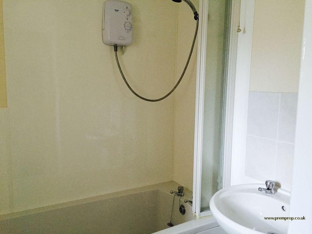  Image of 1 bedroom Ground Flat to rent in Bull Close Norwich NR3 at Norwich, NR3 1SX
