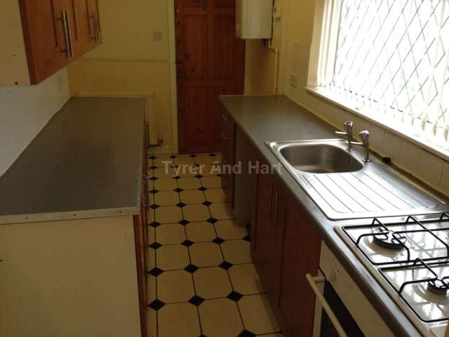  Image of 2 bedroom Terraced house to rent in Cairo Street Liverpool L4 at Cairo Street  Liverpool, L4 3UA