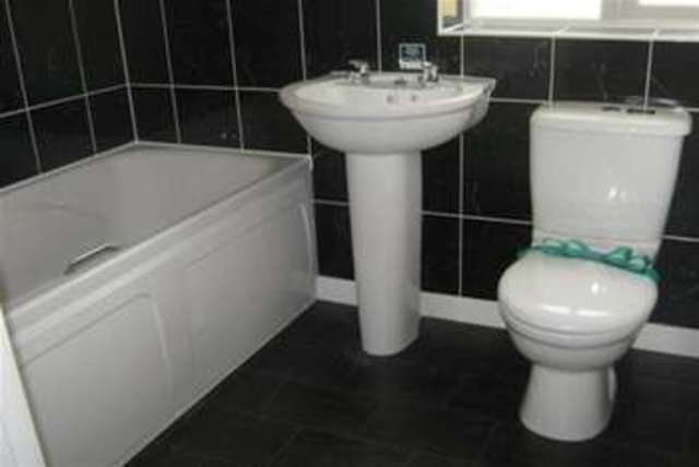 Image of 4 bedroom Detached house to rent in Apollo Avenue Farcet Peterborough PE2 at Peterborough, PE2 8GB