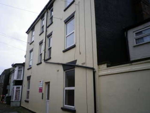  Image of 1 bedroom Flat to rent in Cerdic Place Marine Parade Great Yarmouth NR30 at Great Yarmouth Norfolk Great Yarmouth, NR30 2HD