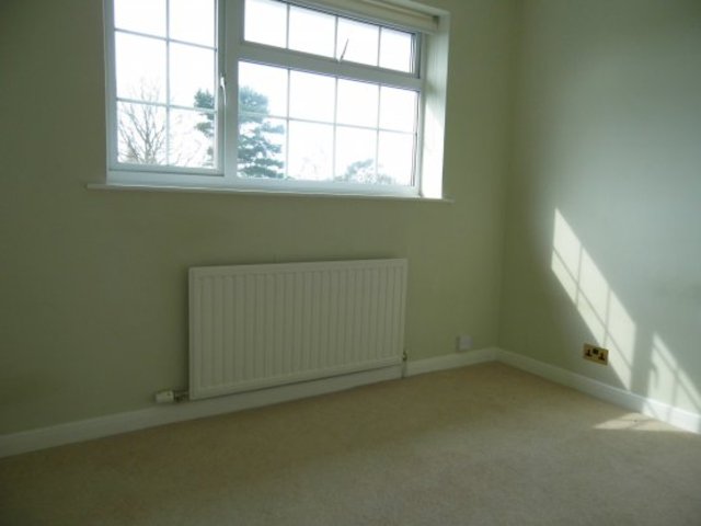  Image of 3 bedroom Detached house for sale in Chapel Close Houghton-on-the-Hill Leicester LE7 at Leicester Leicestershire Leicester, LE7 9HT