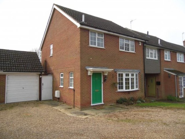  Image of 3 bedroom Detached house for sale in Chapel Close Houghton-on-the-Hill Leicester LE7 at Leicester Leicestershire Leicester, LE7 9HT