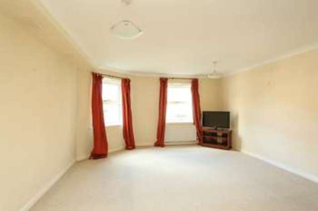  Image of 1 bedroom Flat for sale in Chatsworth Square Hove BN3 at Hove Hove, BN3 1WE
