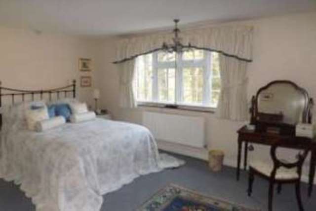  Image of 5 bedroom Detached house for sale in Chilworth Road Chilworth Southampton SO16 at Chilworth Southampton Bassett, SO16 7JU