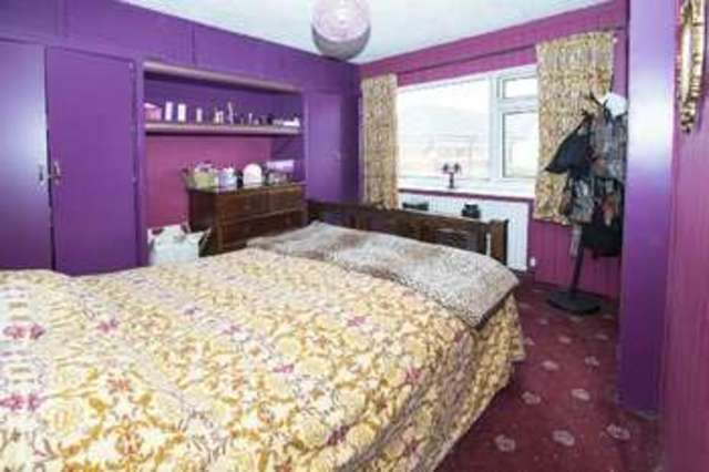  Image of 2 bedroom Terraced house for sale in Cholmeley Place Reading RG1 at Cholmeley Place  Reading, RG1 3NH