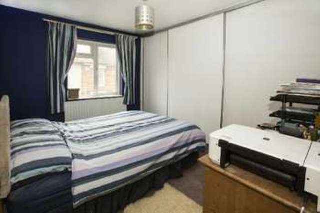  Image of 2 bedroom Terraced house for sale in Cholmeley Place Reading RG1 at Cholmeley Place  Reading, RG1 3NH