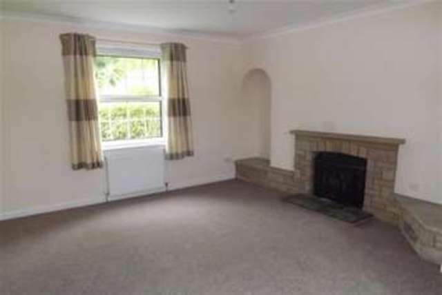  Image of 3 bedroom Flat to rent in Clachan Bridge Rosneath Helensburgh G84 at Helensburgh, G84 0RG