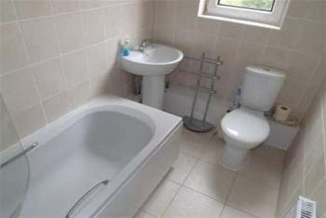  Image of 3 bedroom Flat to rent in Clachan Bridge Rosneath Helensburgh G84 at Helensburgh, G84 0RG