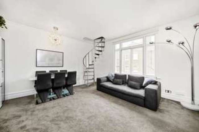  Image of 1 bedroom Property for sale in Clapham Common North Side London SW4 at Clapham Common North Side  London, SW4 9SW